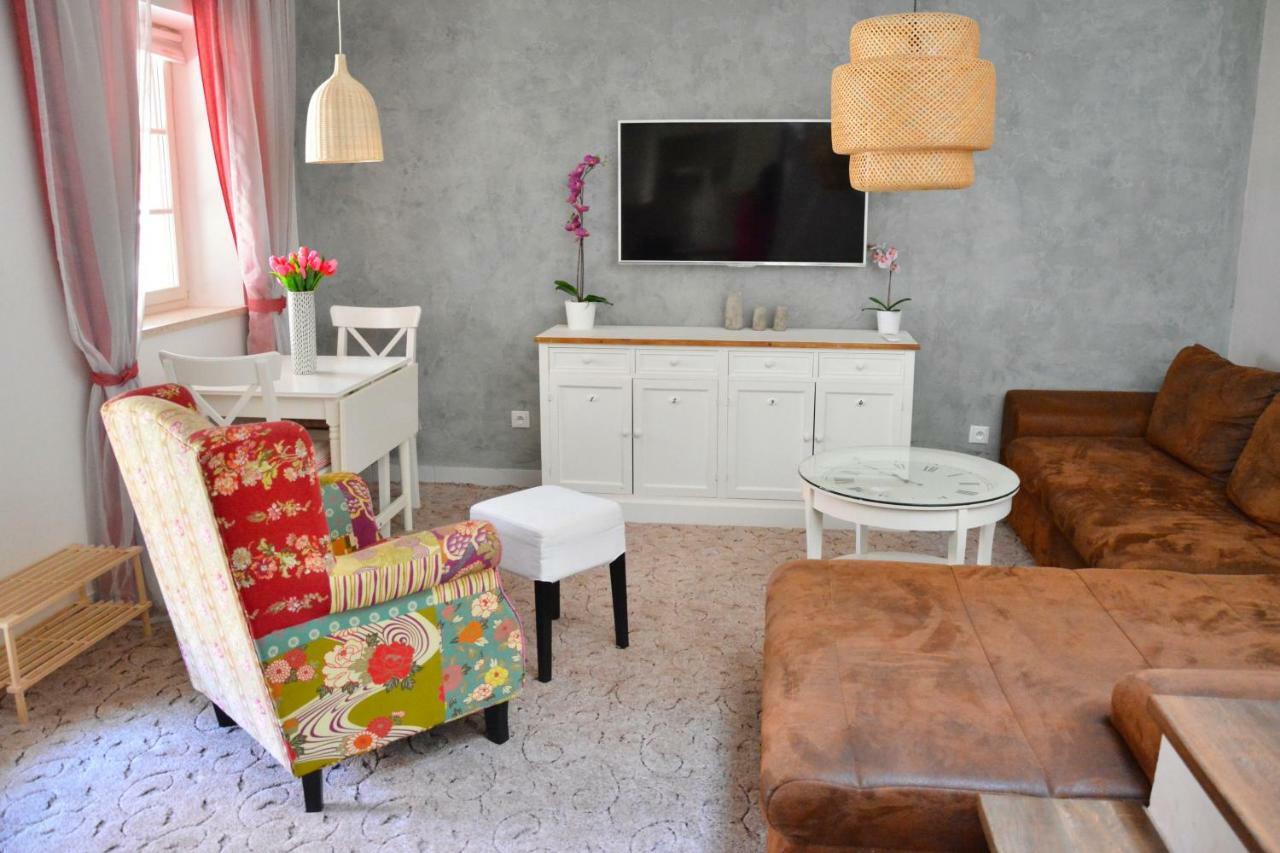 Habansky Dum Hotel Dolni Vestonice Ngoại thất bức ảnh
